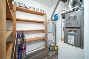 12 Brownstone Ln, Greensboro, NC 27410 - Photo 23