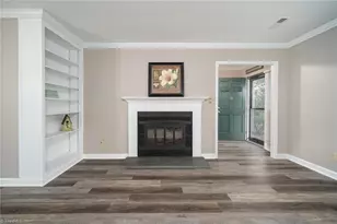 12 Brownstone Ln, Greensboro, NC 27410 - Photo 5