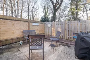 12 Brownstone Ln, Greensboro, NC 27410 - Photo 25