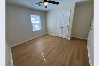 3202 Regents Park Lane #E, Greensboro, NC 27455 - Photo 7