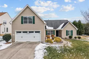 2537 Macleod St, Burlington, NC 27217 - Photo 1