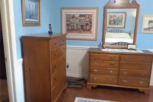 216 W Hunter St, Madison, NC 27025 - Photo 9