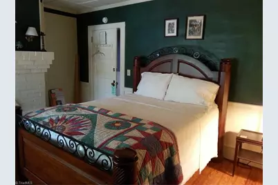 216 W Hunter Street, Madison, NC 27025 - Photo 25