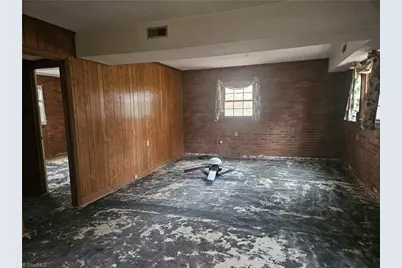 707 N Ninth Street, Mebane, NC 27302 - Photo 13