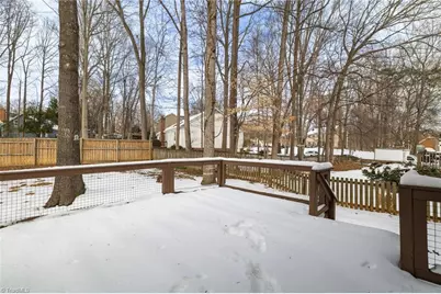 2602 Regents Park Lane, Greensboro, NC 27455 - Photo 25