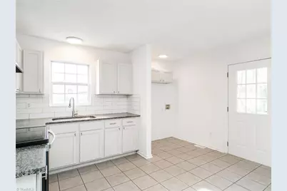 525 Texas Avenue, Burlington, NC 27217 - Photo 11