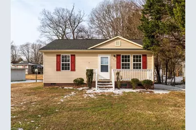 525 Texas Avenue, Burlington, NC 27217 - Photo 1