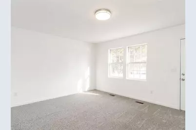 525 Texas Avenue, Burlington, NC 27217 - Photo 5