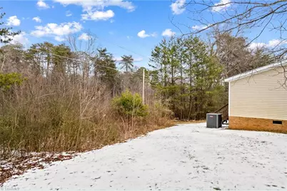 211 Forest Hollow Drive, Statesville, NC 28677 - Photo 45