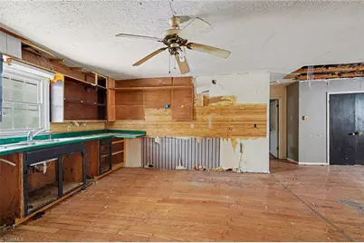 1203 Ridge Avenue, Eden, NC 27288 - Photo 9