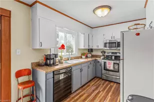 267 Winsom Rd, Kernersville, NC 27284 - Photo 7