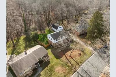 3511 Cotswold Terrace, Greensboro, NC 27455 - Photo 3