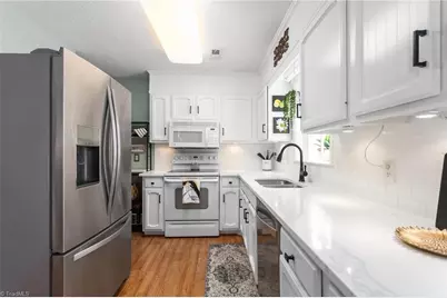 2659 Hamilton Road, Burlington, NC 27217 - Photo 11