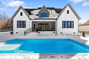 833 Dunleigh Dr, Burlington, NC 27215 - Photo 45