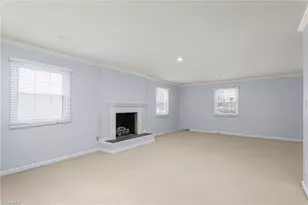 1204 Pebble Dr, Greensboro, NC 27410 - Photo 27