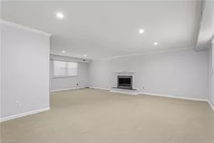 1204 Pebble Dr, Greensboro, NC 27410 - Photo 19