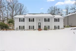 1204 Pebble Dr, Greensboro, NC 27410 - Photo 3