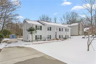 1204 Pebble Dr, Greensboro, NC 27410 - Photo 3