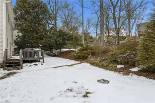 317 Canterbury Rd, High Point, NC 27262 - Photo 31