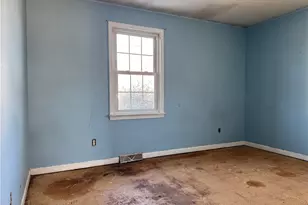 201 E Harden St, Graham, NC 27253 - Photo 9