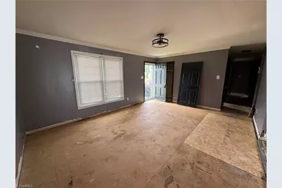 201 E Harden Street, Graham, NC 27253 - Photo 5