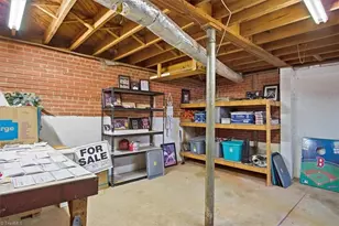 2502 Netherwood Dr, Greensboro, NC 27408 - Photo 25