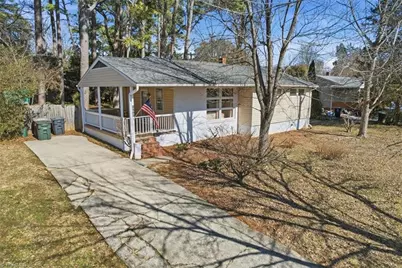 2502 Netherwood Drive, Greensboro, NC 27408 - Photo 5