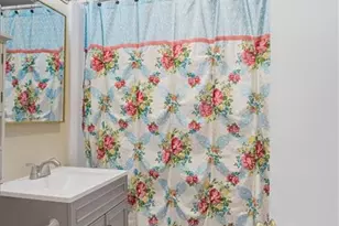 2502 Netherwood Dr, Greensboro, NC 27408 - Photo 11