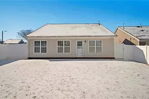 1174 Waterlyn Dr, Greensboro, NC 27405 - Photo 25