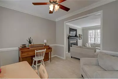 250 High Knoll Drive, Walkertown, NC 27051 - Photo 5