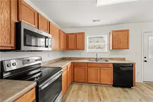 3904 Whispering Willows Dr, Greensboro, NC 27406 - Photo 17