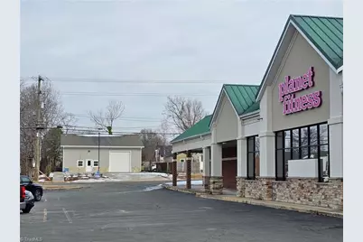 112 E Gilbreath Street, Graham, NC 27253 - Photo 3