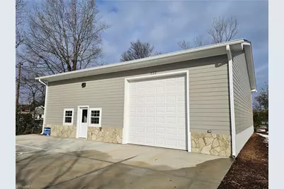 112 E Gilbreath Street, Graham, NC 27253 - Photo 23