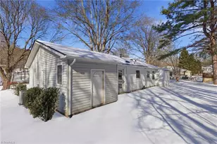 5141 Butterfield Dr, Winston-Salem, NC 27105 - Photo 27