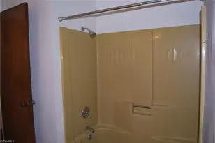 3245 Arnold Rd, Hamptonville, NC 27020 - Photo 11