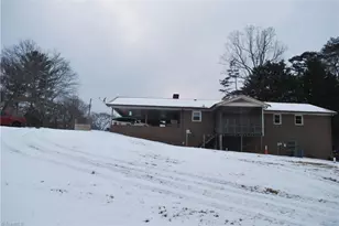 3245 Arnold Rd, Hamptonville, NC 27020 - Photo 3