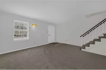 5735 Bramblegate Road #G, Greensboro, NC 27409 - Photo 7