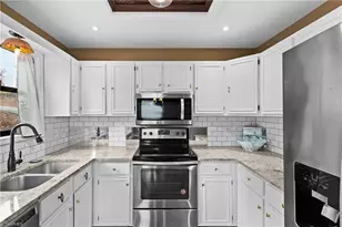 1916 Chateau Ridge, Winston-Salem, NC 27103 - Photo 11