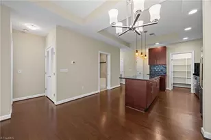 201 N Elm St, Greensboro, NC 27401 - Photo 21