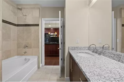 201 N Elm Street #301, Greensboro, NC 27401 - Photo 15