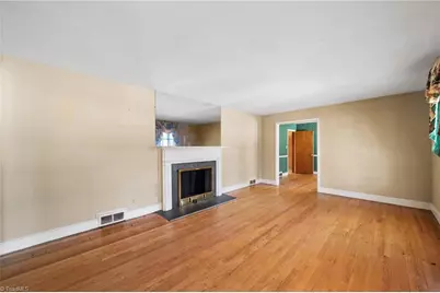 680 Chester Road, Winston-Salem, NC 27104 - Photo 5