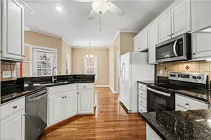 104 Peppertree Dr, Mebane, NC 27302 - Photo 7