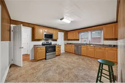 2820 Manchester Street, Winston-Salem, NC 27105 - Photo 9