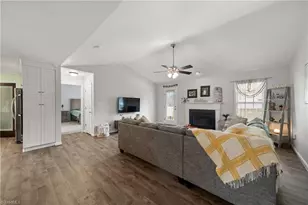 5800 Edgebrook Ct, Jamestown, NC 27282 - Photo 11