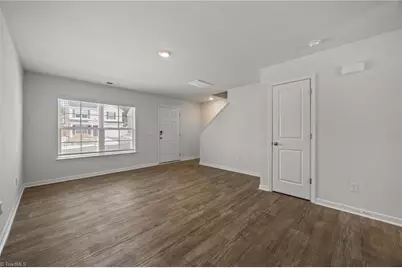 4604 Heatherly Road, Winston-Salem, NC 27105 - Photo 5