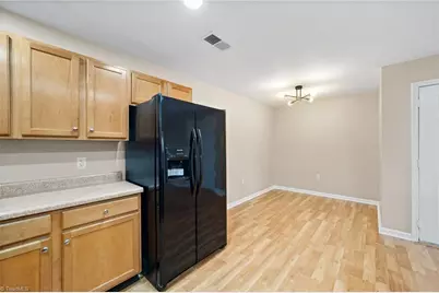 3712 Cotswold Avenue #Y, Greensboro, NC 27410 - Photo 15