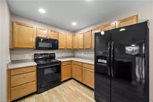 3712 Cotswold Ave, Greensboro, NC 27410 - Photo 13