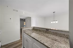 5739 Bramblegate Rd, Greensboro, NC 27409 - Photo 11