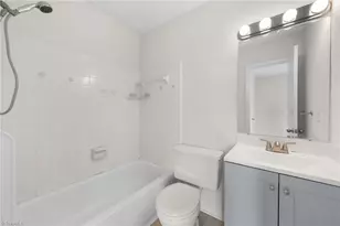 5739 Bramblegate Rd, Greensboro, NC 27409 - Photo 17