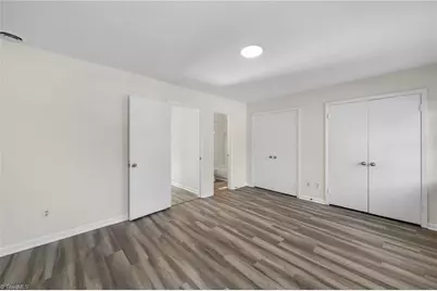 5739 Bramblegate Road #E, Greensboro, NC 27409 - Photo 21